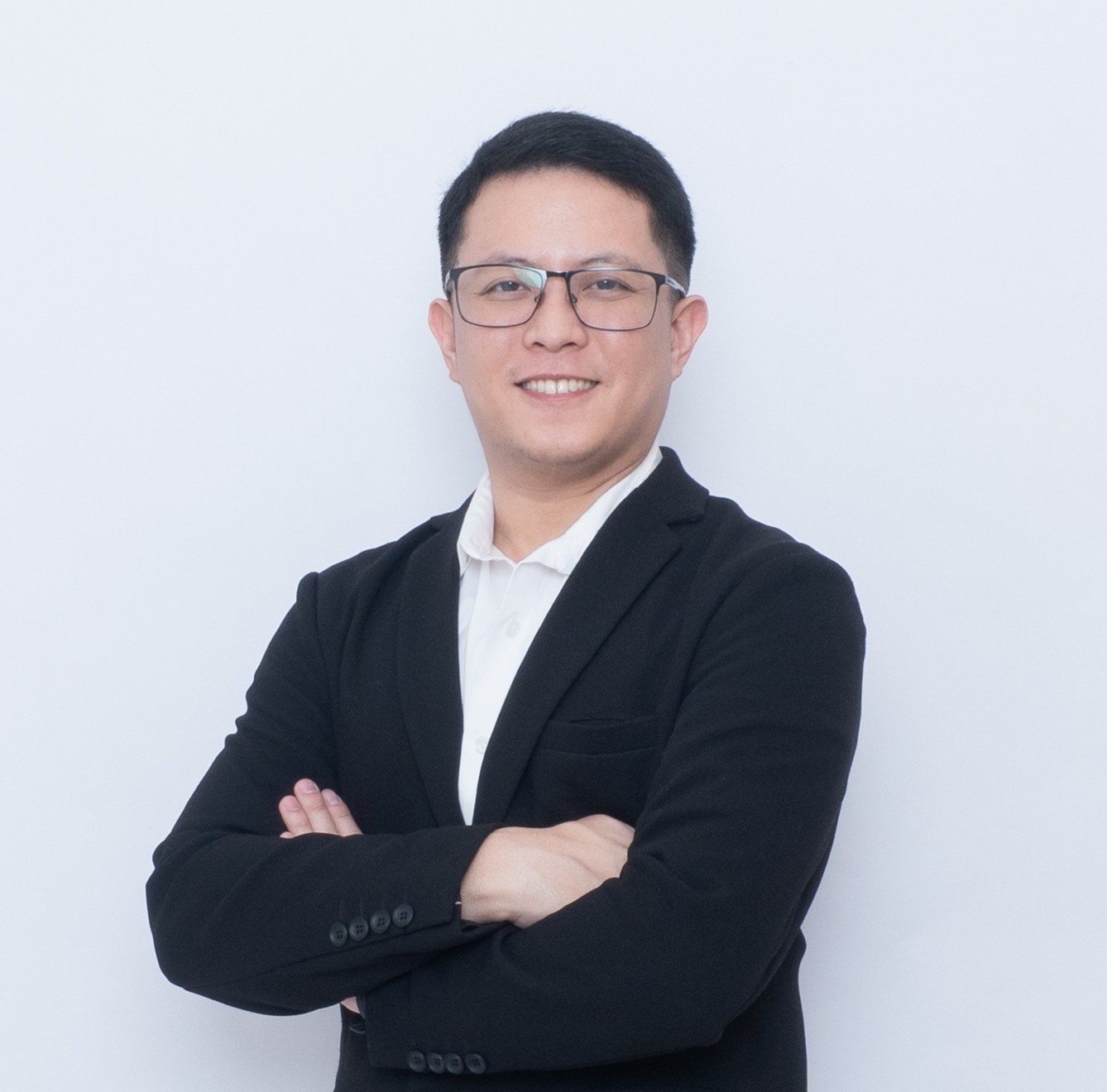 Julius Philip Ponce - Full-Stack Web Developer & E-commerce Specialist
